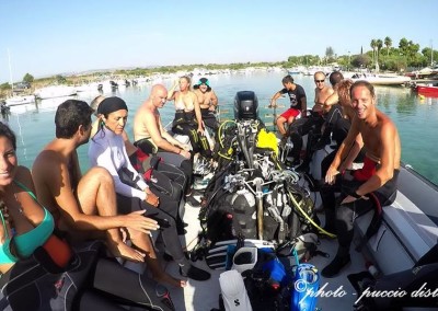 staff diving center siracusa motoscafo